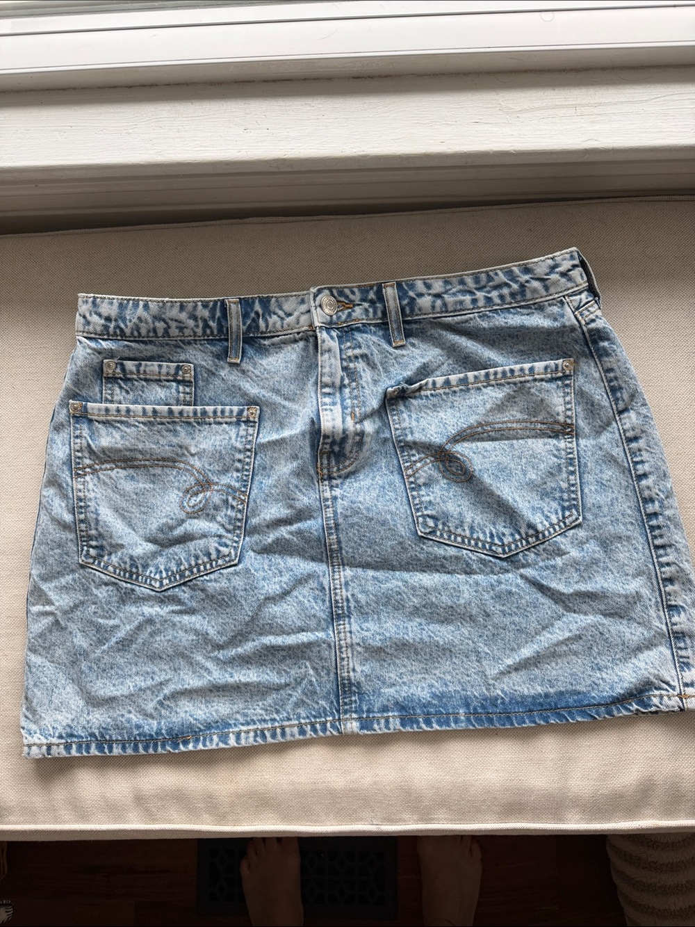Forever 21 Light Wash Denim Mini Skirt - Casual Women's Skirt